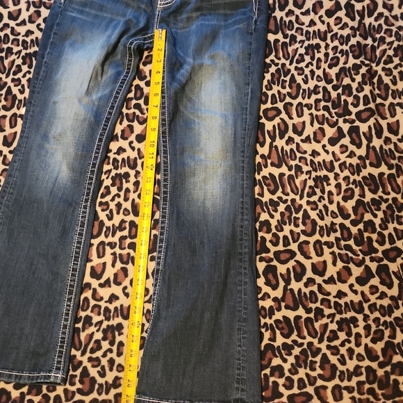 MISS ME jeans 2000s bling design on back pockets - Picture 8 of 11